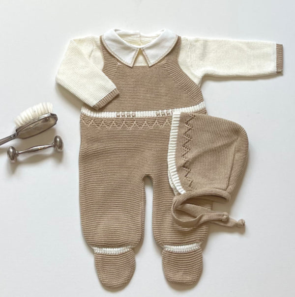 Coming home outfit Camel & cream