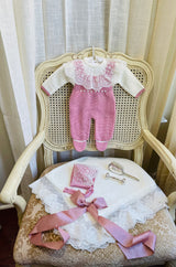 Aria coming home outfit Rosa Empolvado