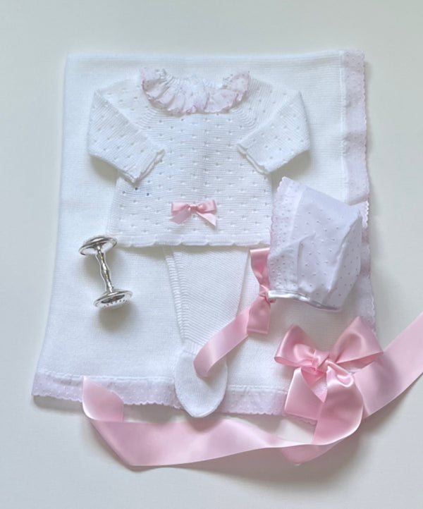 Blanket white and pink in Plumety