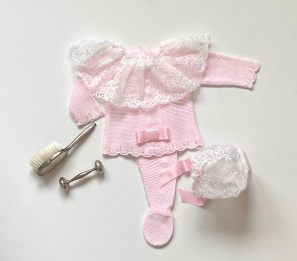 Coming home outfit soft pink